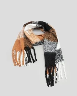 Valour Scarf