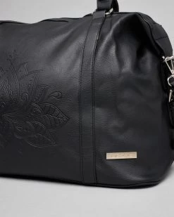 Momo Travel Bag 11 Momo Travel Bag -Mooloola Apparel Store 20362313 01 TP XL